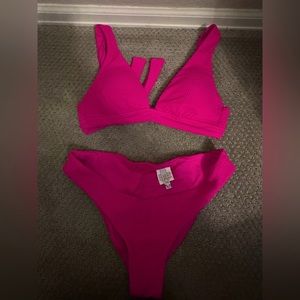 NEVER WORN Hot pink Becca 2 piece bathing suit